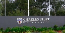 Trường đại học Charles Sturt