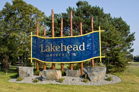 Du học Canada trường đại học Lakehead