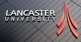 đại học Lancaster ở Anh Quốc
