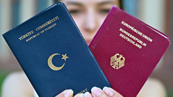 Chính phủ mới ở Đức sẽ cho phép công dân mang hai quốc tịch. (Ảnh minh họa. Nguồn: DPA)