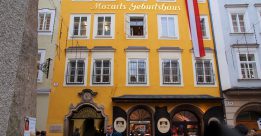 Ngôi nhà mà thiên tài Mozart sinh ra và lớn lên